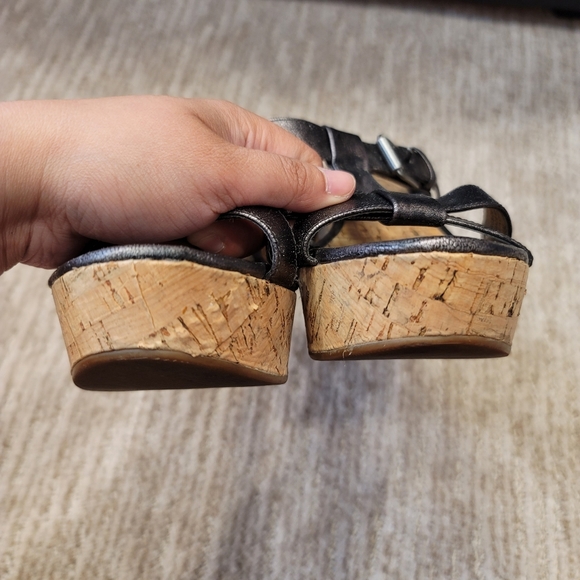Guess Cork Wedge - Picture 7 of 10